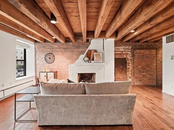 57 Fulton St APT 7, Boston, MA 02109