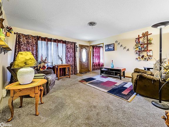 4th image of 306 5th St