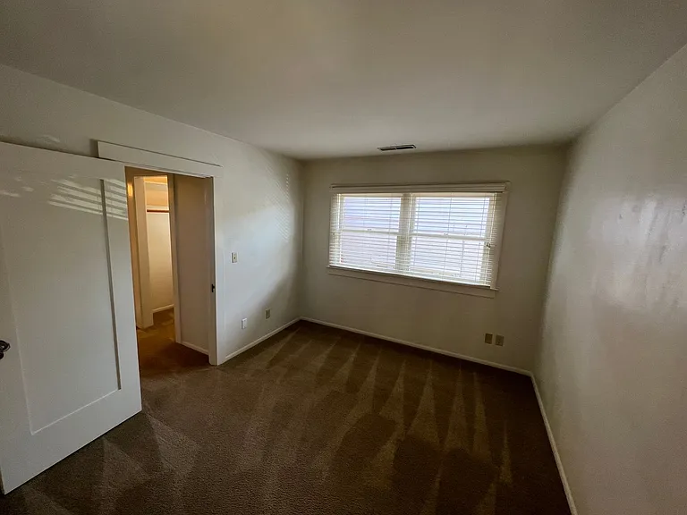 189 Central Ave — Photo 10