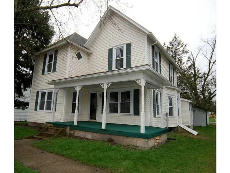 180 S Main St photo 1