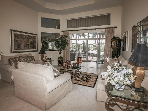 4th image of 11683 Caracas Blvd