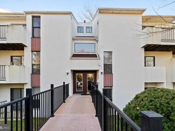 301 Byberry Rd APT B12, Philadelphia, PA 19116