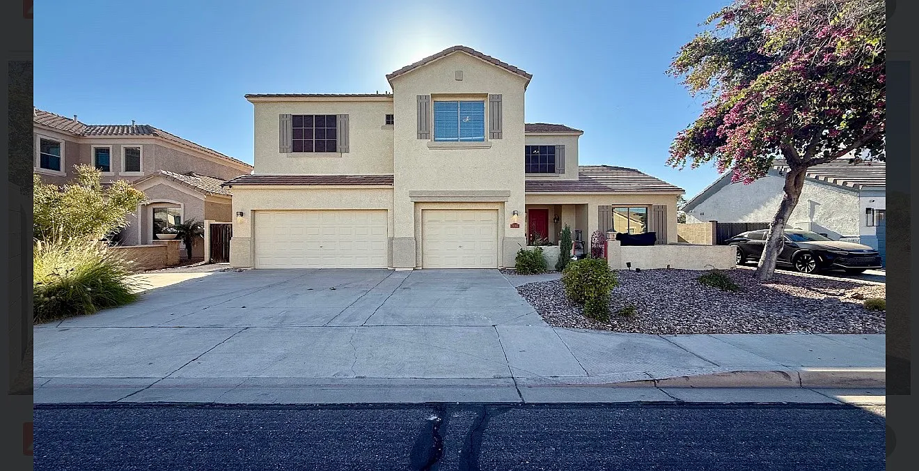 6 bed, 3.5 bath, 4106 sqft, $4,199 — Photo 2