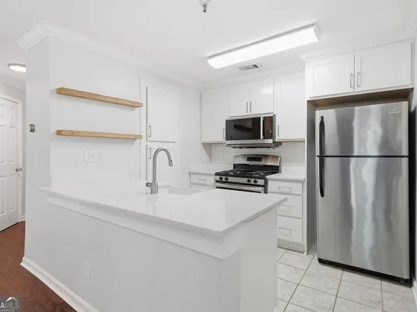 2068 River Heights Walk SE, Marietta, GA 30067