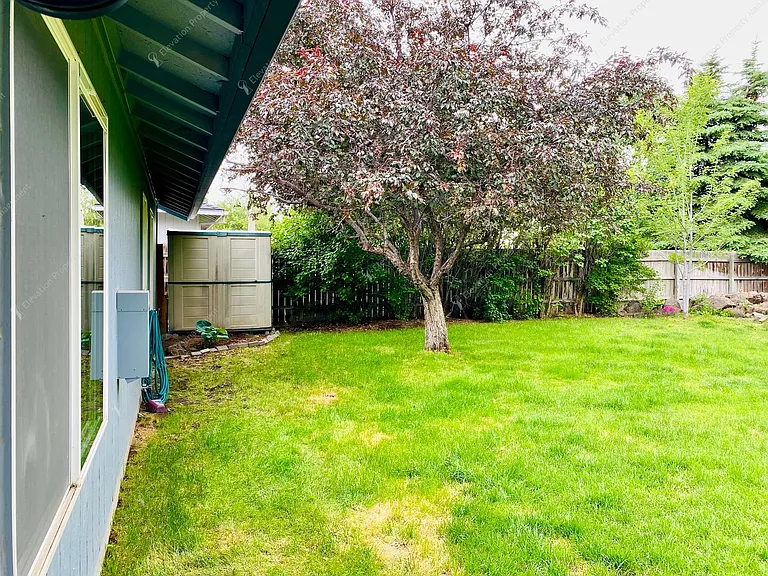61875 Avonlea Cir — Photo 26