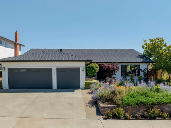 2562 Somerset Dr, Belmont, CA 94002