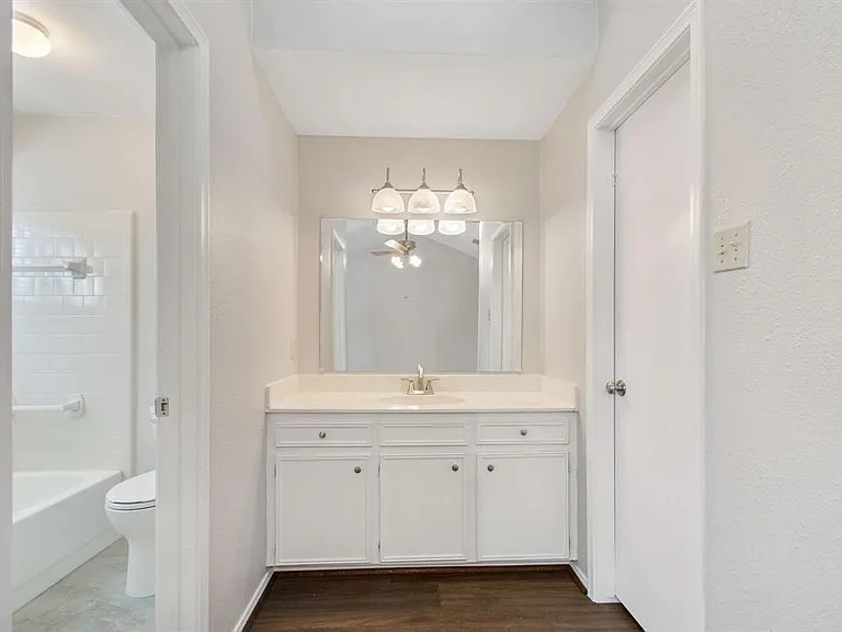 108 N Deerfoot Cir — Photo 15