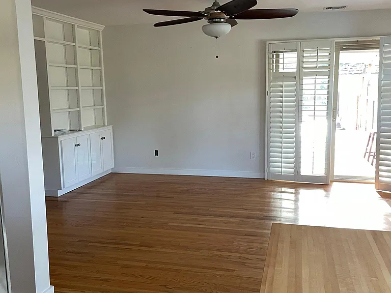 3751 Del Mar Ave — Photo 5