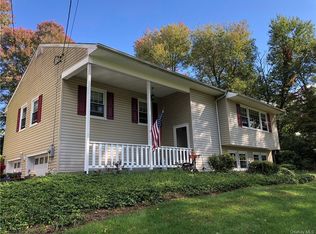 20 Tanya Ln, Mahopac, NY 10541