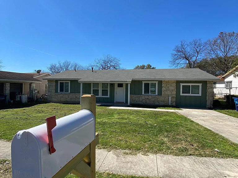 3015 Dall Trl — Photo 5