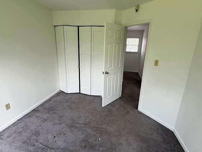 6076 Pennsylvania Dr — Photo 12