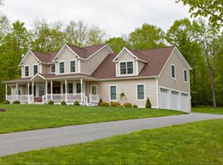 161 Ridgemont Dr, Hopewell Junction, NY 12533