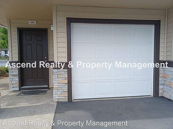 2nd image of 15060 SW Mallard Dr 201 #201