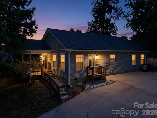 253 Brooklyn Ln, Asheville, NC 28803