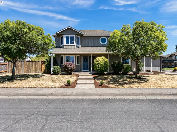 796 Blue Jay Loop, Creswell, OR 97426