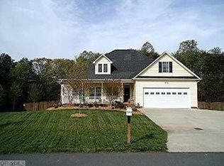 5049 Sheffield Place Dr, Kernersville, NC 27284