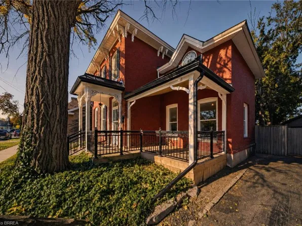 74 Richmond St, Brantford, ON N3T 3Y5