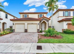 22746 SW 92nd Pl, Cutler Bay, FL 33190