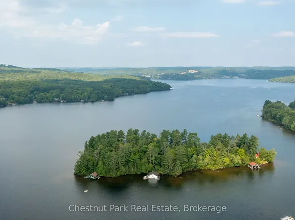 4 Hills Is, Lake Of Bays, ON P1H 2J6