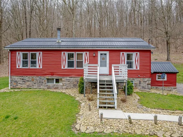 151 Black Bear Ln, Somerset, PA 15501
