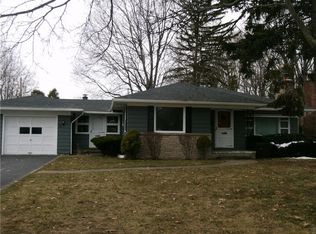 16 Duffern Dr, Rochester, NY 14616