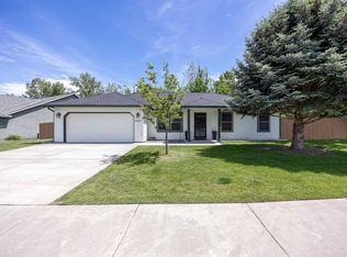 3407 S Quincy Pl, Kennewick, WA 99337