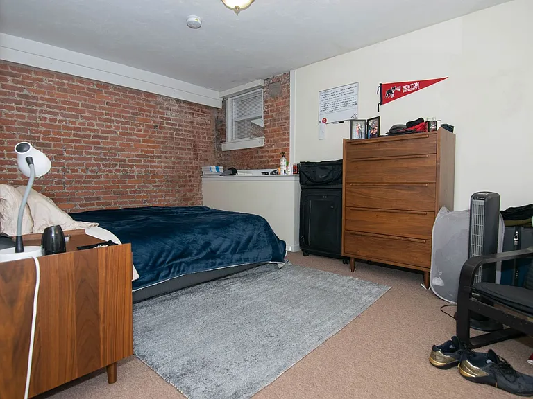 60 Gibbs St #1 — Photo 8
