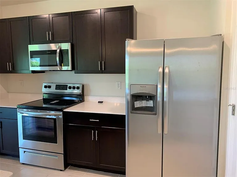 341 Tandil St — Photo 2