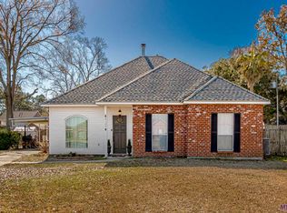 9124 Hope Cir, Denham Springs, LA 70726
