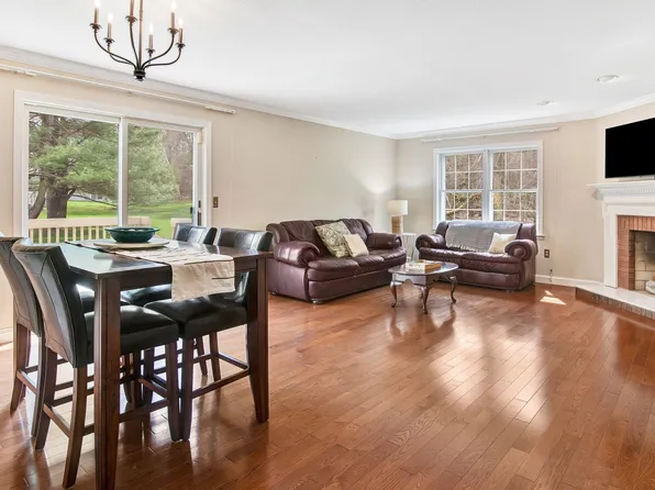 269 The Meadows #269, Enfield, CT 06082
