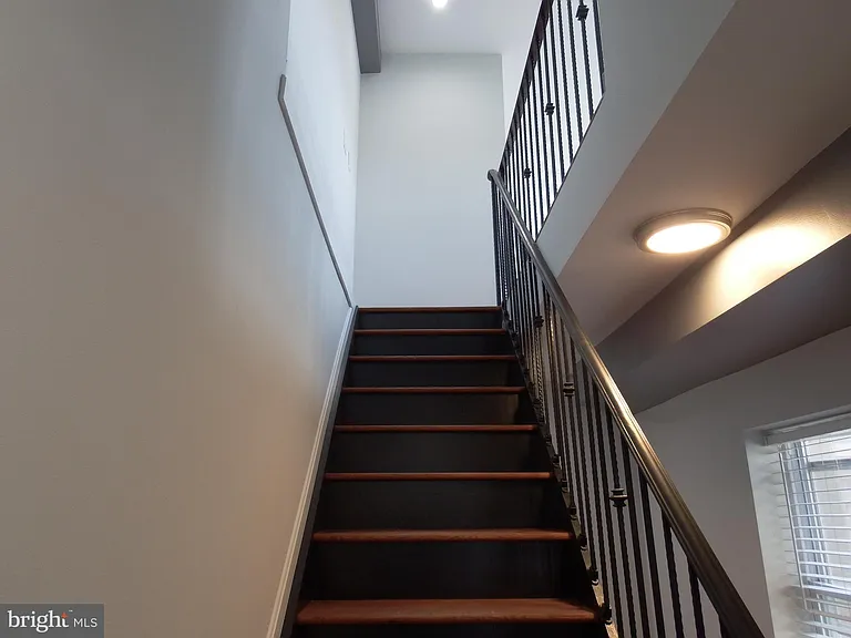924 S Robinson St — Photo 13