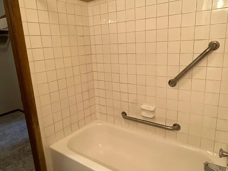 Plaza 93 Apartments — Photo 158
