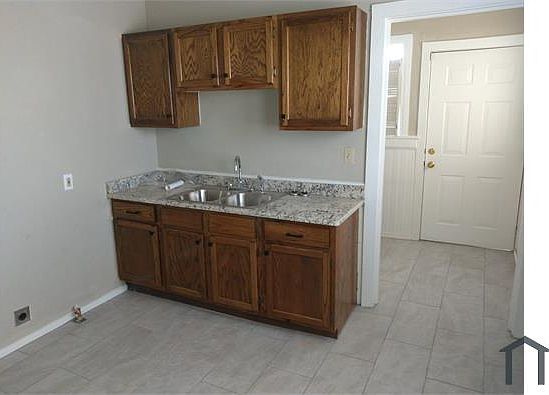 1st image of 1008 NW 11th Ave #B
