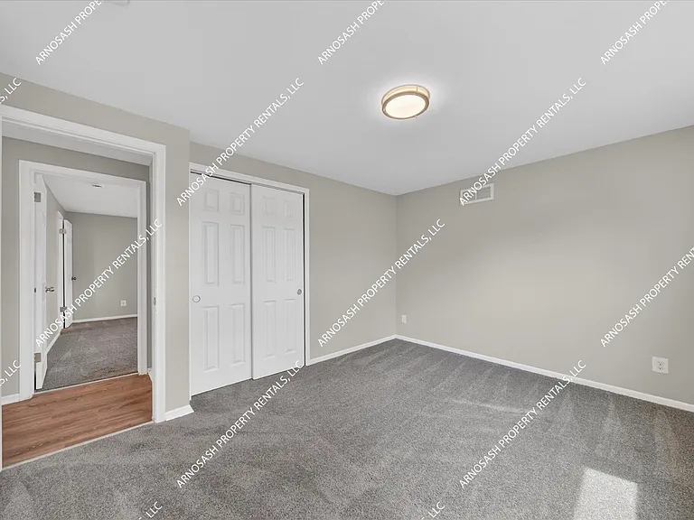 27345 Harvard Rd — Photo 25