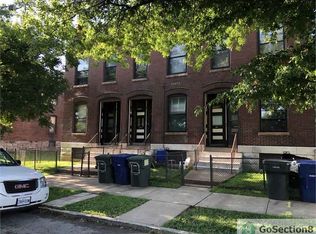4240A Hunt Ave, Saint Louis, MO 63110