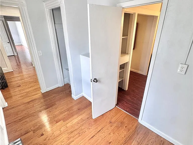 501 W Allen St #2 — Photo 8