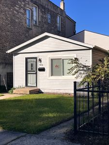 7038 S Wabash Ave, Chicago, IL, 60637