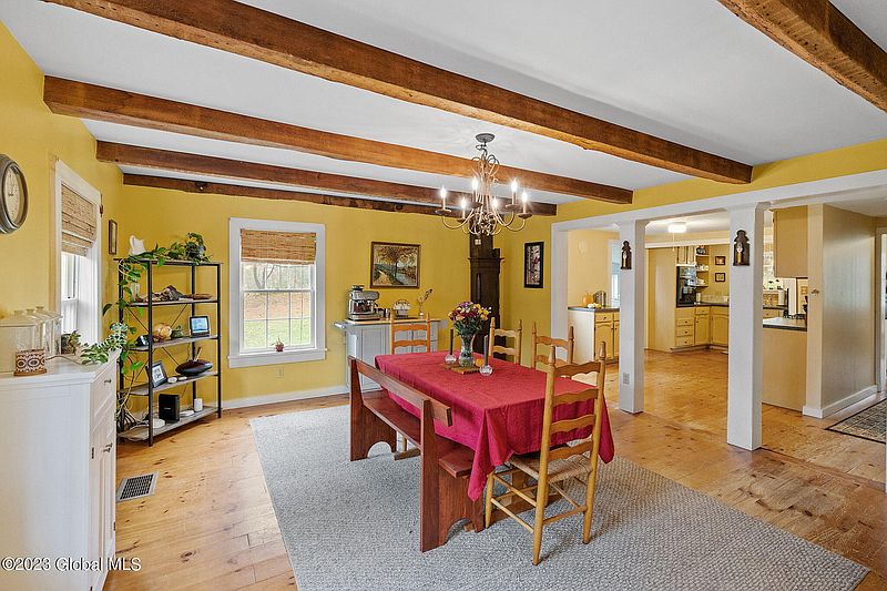 4th image of 2361 Payne Road