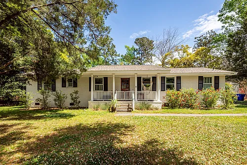 2045 Lake Ave Photo 1