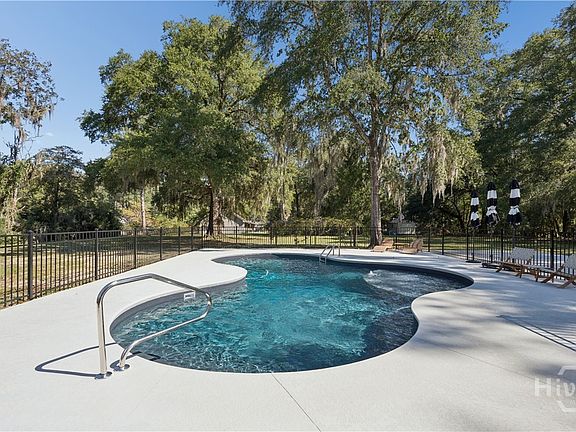 4th image of 503 N Ash Street