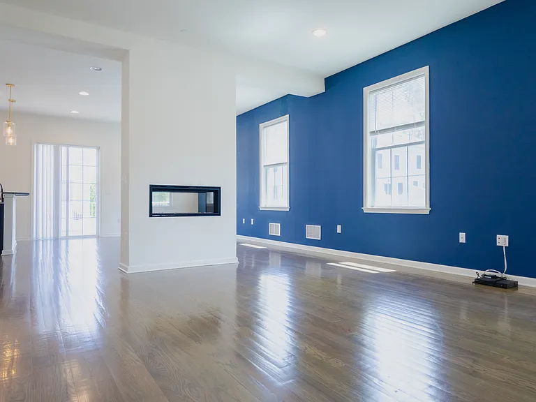 165 Roosevelt Dr — Photo 3