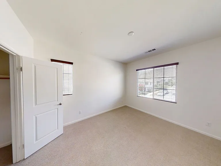 33767 King Dr — Photo 9