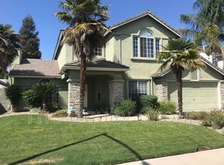 2234 E Ticonderoga Dr, Fresno, CA 93720