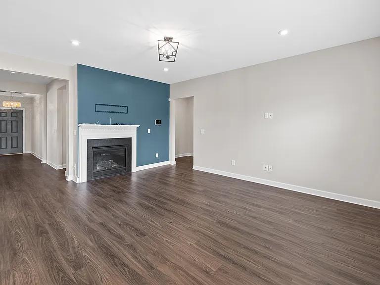 1004 Tarsnet Ln — Photo 19