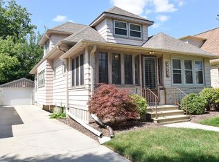 2657 N 71st St, Wauwatosa, WI 53213