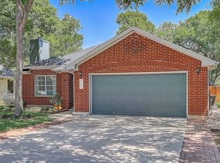 1005 Haleys Way Dr, Buda, TX 78610