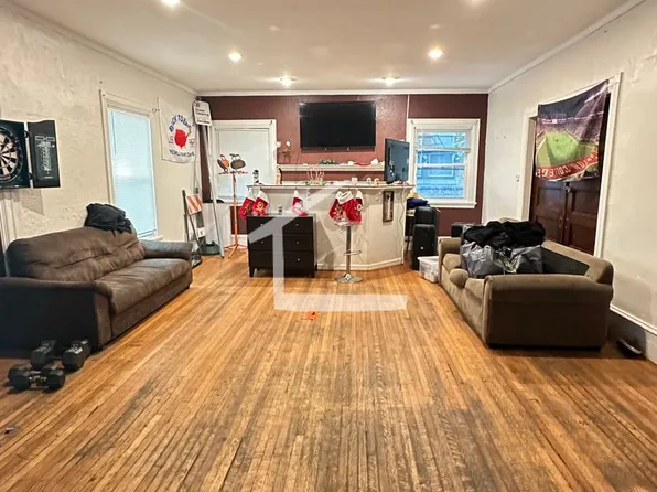 17 Orkney Rd #1A, Brighton, MA 02135