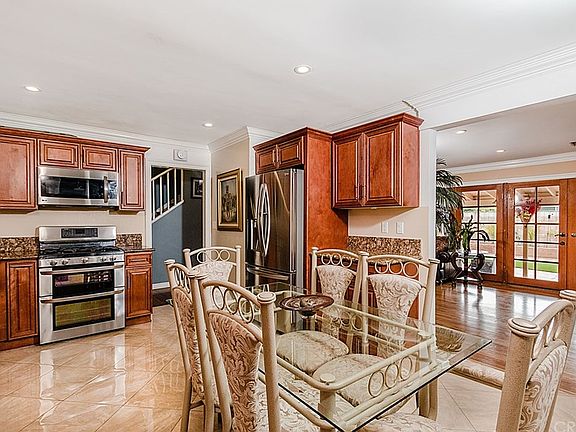 3rd image of 6511 Lubao Ave