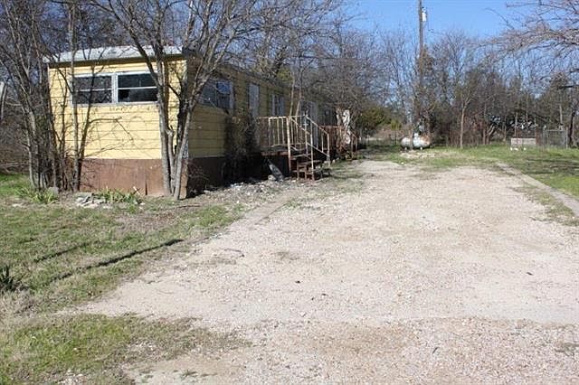 1st image of 3230 Evergreen Dr