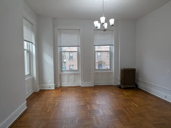 227 President Street image 1 of 12